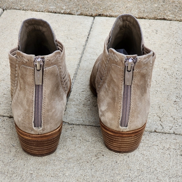 Vince Camuto Pippsy Lattice Side Foxy Suede Leather Booties Ankle Boots Summer - Picture 2 of 16